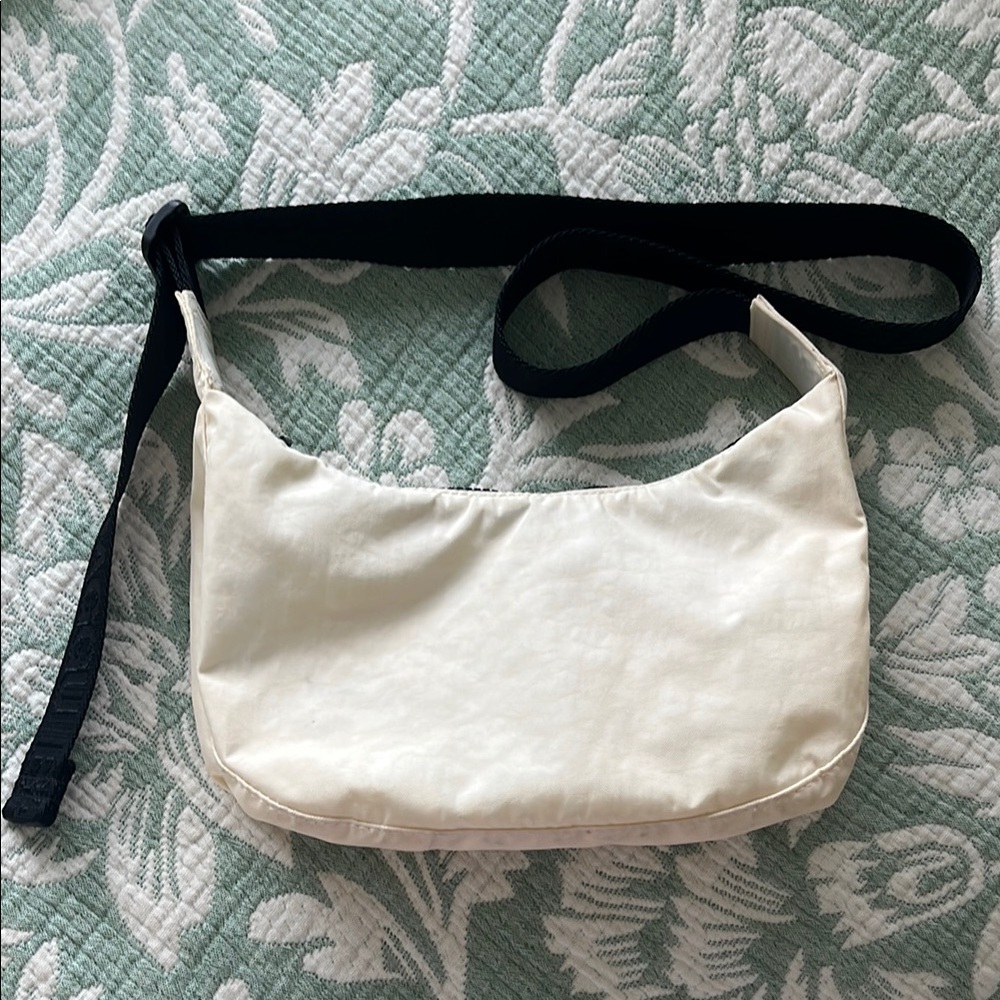 BAGGU Small Nylon Crescent Cream and Black Bag